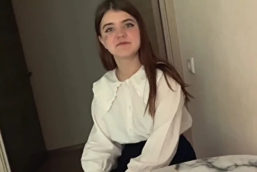 诳骗他的逃学妹妹：不学习就让她干吧