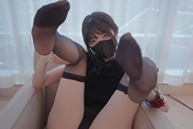 没什么，一个喝醉的亚洲女孩更容易上手。
