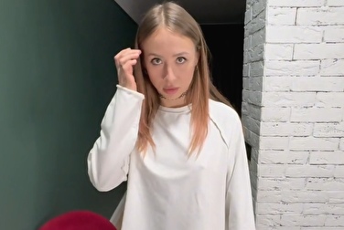 不，娜拉，准备好肛门吧，你得付快递费。