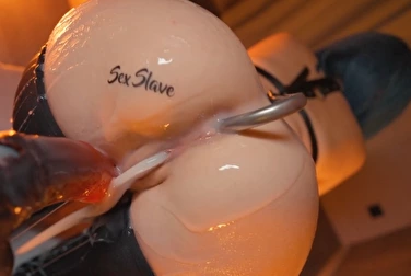 是的，里面有个肛门钩它能让高潮来得如此生动