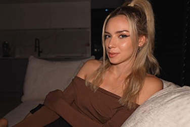 我不是来看电影的，我是来吹箫的，来吧，吹吧。