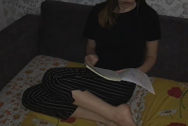 妹妹需要生物学方面的帮助，但她的醉鬼哥哥只和她做爱